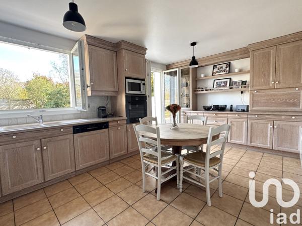 Maison 6 pièces de 132 m² à Wissous (91320)