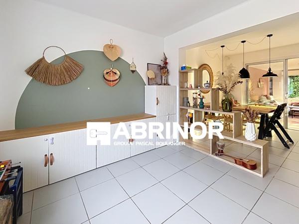 Maison Coup de Coeur, 3 chambres sur le même palier et bureau, salle de bain, garage et jardin ROUBAIX
