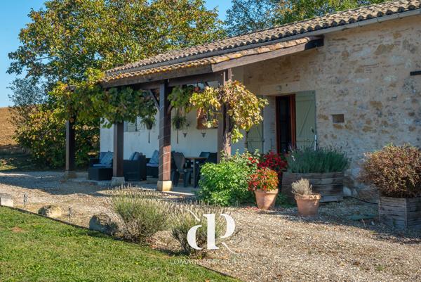 Lachapelle (82120) Charmante maison de vacances en pierre avec vue imprenable