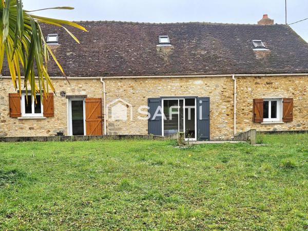 Maison avec charme, jardin et 4 chambres prêtes à accueillir votre famille.