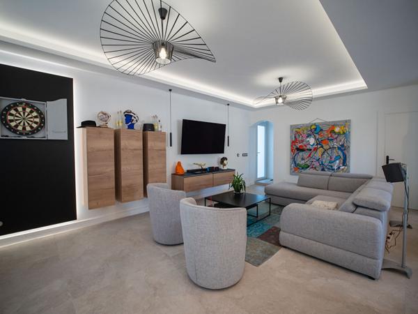 Maison rénovée + studio indépendant  Proche centre-ville