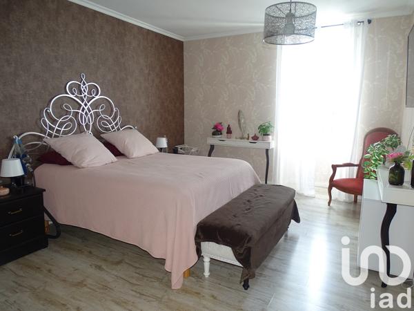 Immeuble à vendre 495 m² Ruch