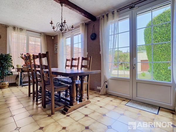 MAISON SEMI INDIVIDUELLE 3 CHAMBRES, JARDIN, GARAGE VILLENEUVE D ASCQ