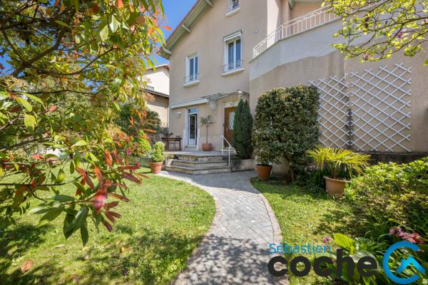 Lyon (69003) LYON 3 MONTCHAT CHAMBOVET – Maison T8 avec jardin paysagé