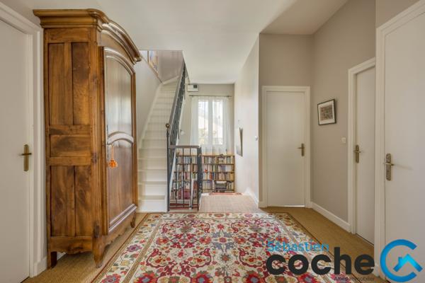 Lyon (69003) LYON 3 MONTCHAT CHAMBOVET – Maison T8 avec jardin paysagé