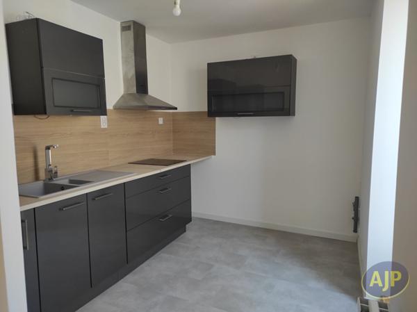 Location appartement Begrolles En Mauges : 600 € - AJP Immobilier Saint-Macaire-en-Mauges