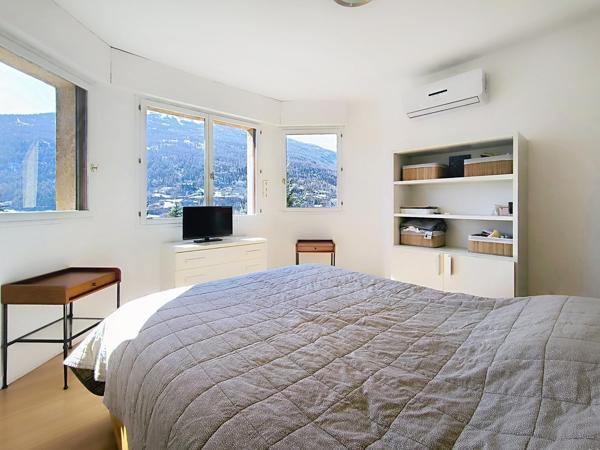 Maison 167m2 et garage 54m2- Briançon