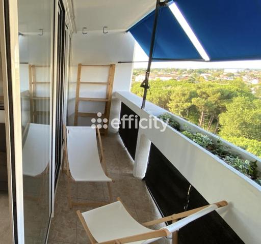 Appartement
         4 pièces
        - 72 m²