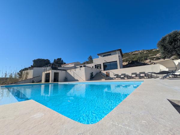 Ensuès-la-Redonne (13820) Propriété d’Exception à Ensuès-la-Redonne – Position dominante & Cadre Idyllique