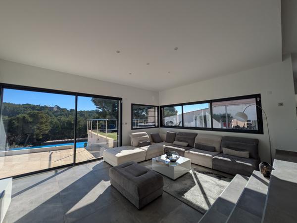 Ensuès-la-Redonne (13820) Propriété d’Exception à Ensuès-la-Redonne – Position dominante & Cadre Idyllique