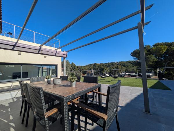 Ensuès-la-Redonne (13820) Propriété d’Exception à Ensuès-la-Redonne – Position dominante & Cadre Idyllique