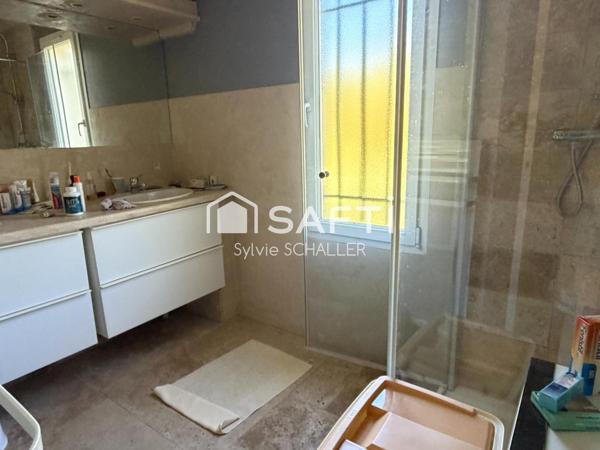 RARE A MANOSQUE - Maison de plain-pied avec terrain constructible !