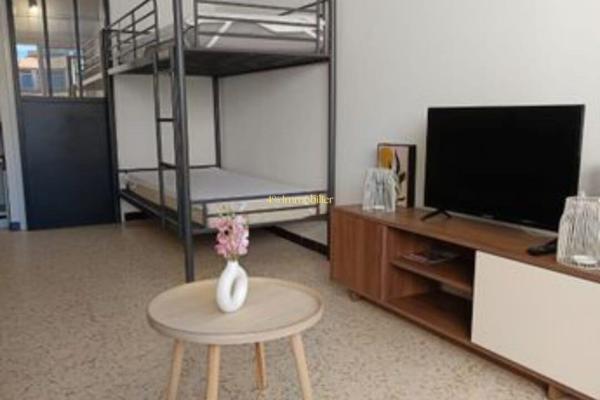 A VENDRE  EN EXCLUSIVITE BEAU STUDIO PROCHE DES PLAGES ET COMMERCES