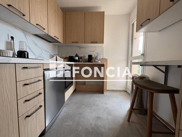 Location Appartement 3 pièces 62.31 m² - La Rochelle 17000