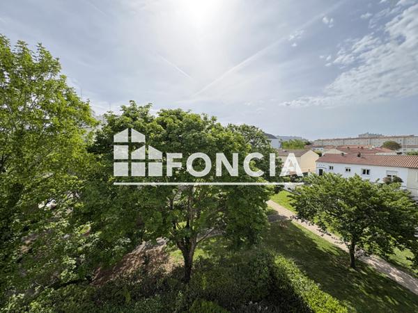 Location Appartement 3 pièces 62.31 m² - La Rochelle 17000