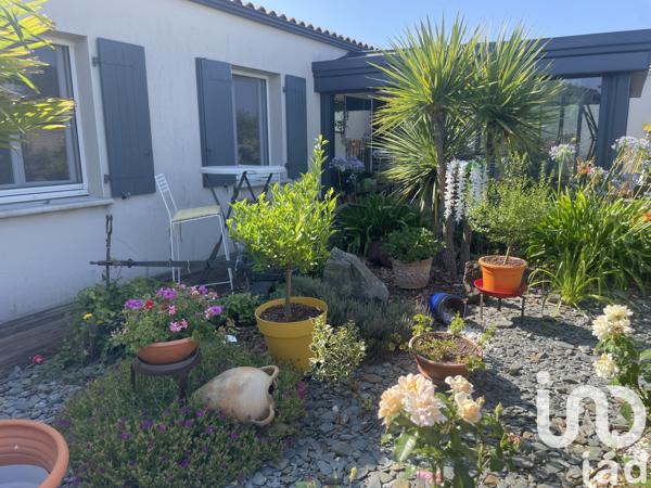 Maison à vendre 5 pièces 95 m² Courçon