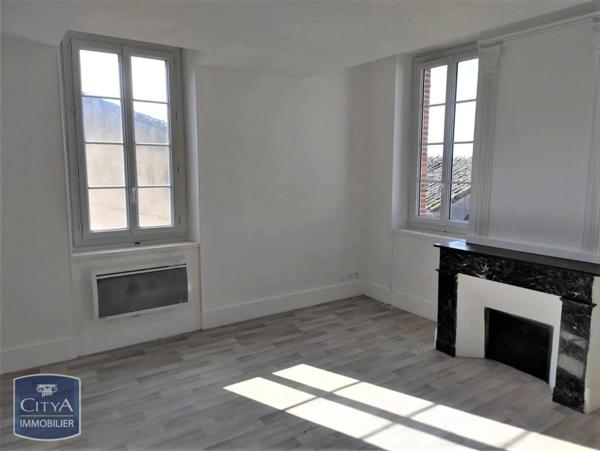 Appartement à louer 3 pièces 104.54m²