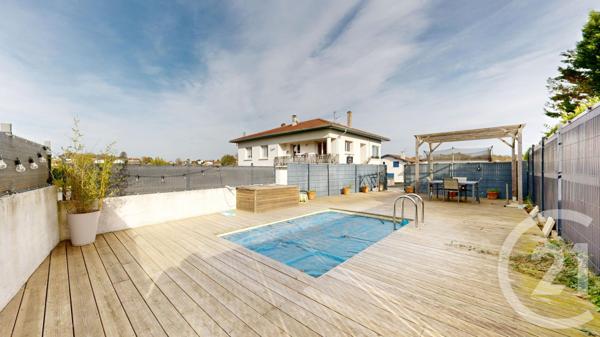 Appartement F5 à vendre  5 pièces - 134,15 m2 BASSUSSARRY - 64