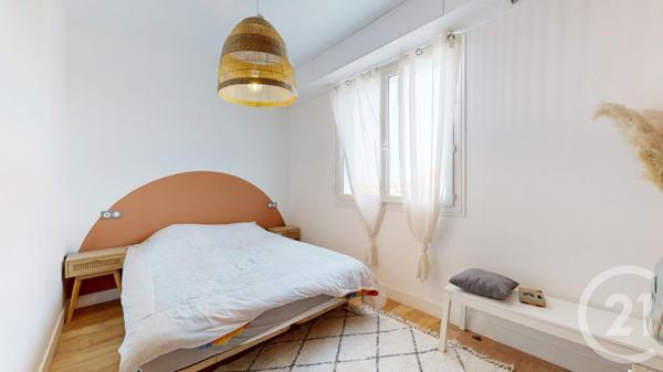 Appartement F5 à vendre  5 pièces - 134,15 m2 BASSUSSARRY - 64