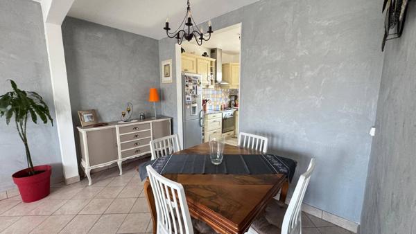 Appartement Pontault Combault 5 pièce(s) 85.6 m2