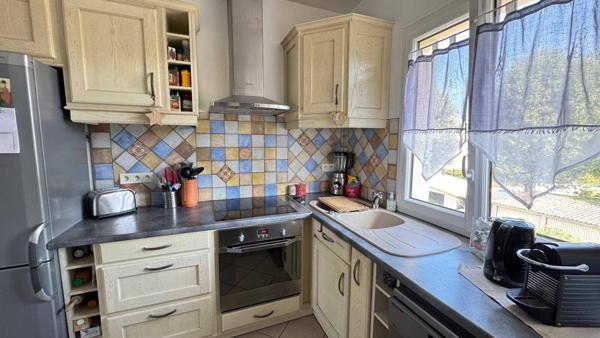 Appartement Pontault Combault 5 pièce(s) 85.6 m2