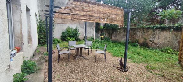 Appartement Dole 3 pièce(s) 87.69 m2 plain-pied + exterieur + caves