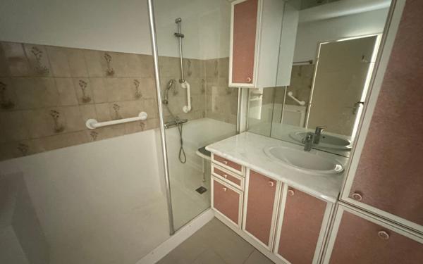 Appartement à vendre    4 pièces • 82,67 m2 Rosny-sous-Bois