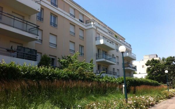 Appartement à louer    2 pièces •  Massy