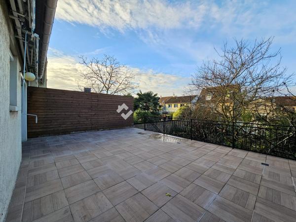 Maison traditionnelle à vendre, 8 pièces - Gagny 93220