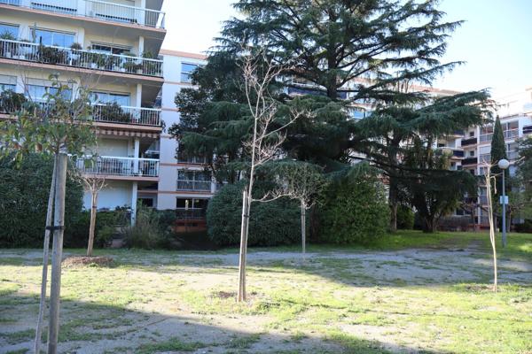 Faux F5 + parking Montpellier sud