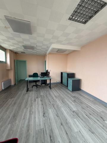 A LOUER, des bureaux d'environ 45 m2 , Vaiges A LOUER, des bureaux d'environ 45 m2 , Vaiges