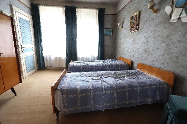 Exclusivité !
En centre-ville, venez découvrir cette charmante maison, 3 chambres, garage, jardin.