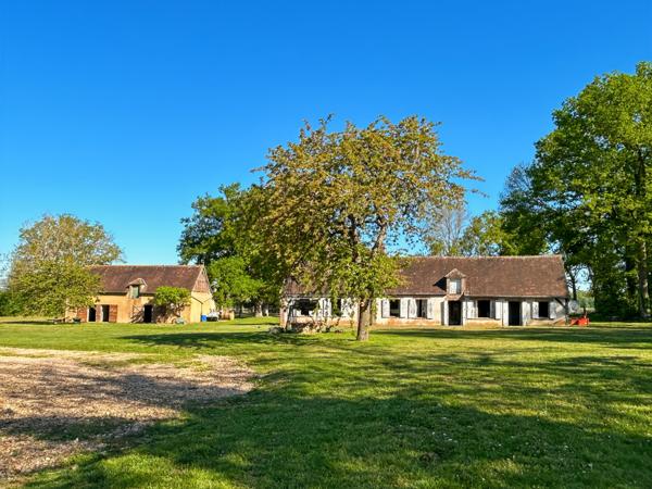 Propriété équestre de charme – 6 hectares à 1h de Paris
