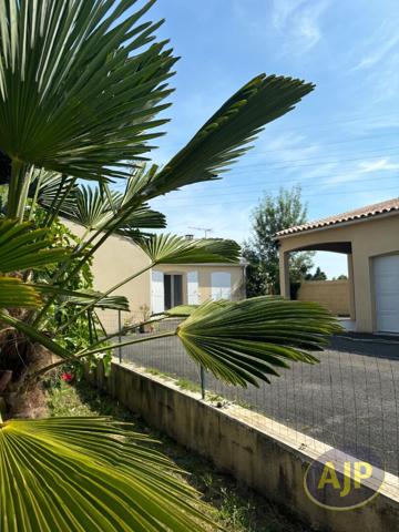 Vente maison Saintes : 399 000 € - AJP Immobilier Saintes