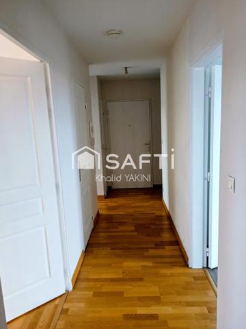 AU 4 EME ET DERNIER ETAGE