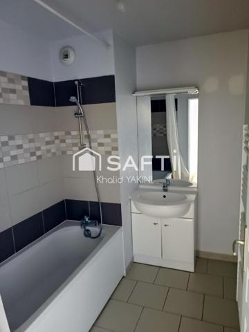 AU 4 EME ET DERNIER ETAGE