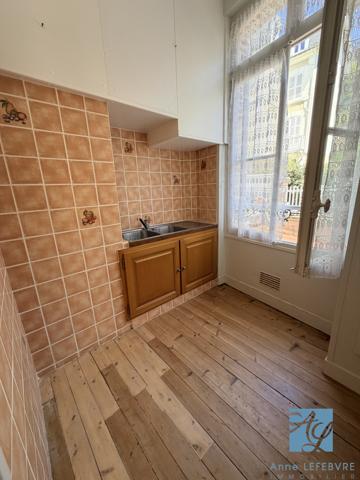 APPARTEMENT DE CHARME - LUMINEUX