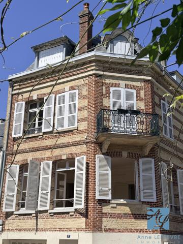 APPARTEMENT DE CHARME - LUMINEUX