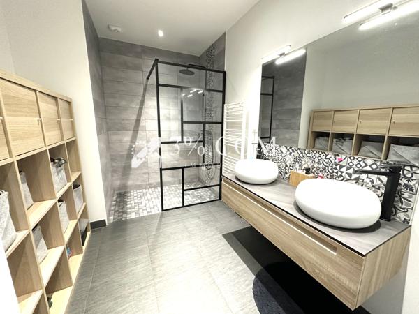 Maison 5 pièce(s) 3 chambre(s) 100 m²
