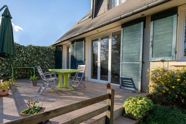 Maison centre Bruz - terrain 725m² - plein sud - sans vis-à-vis - possibilité 5 chambres