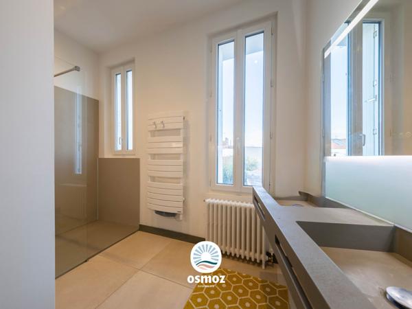 Maison type 4 à quelques pas du mail avec terrasse et garage !