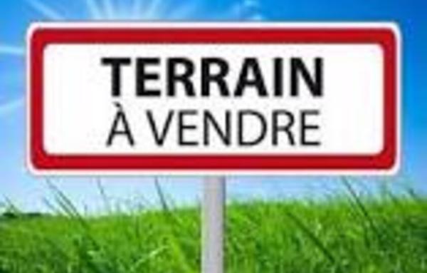 Terrain à Batir de 1 527 m²