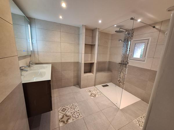 Maison Eguilles 5 pièces/ Piscine 141 m2