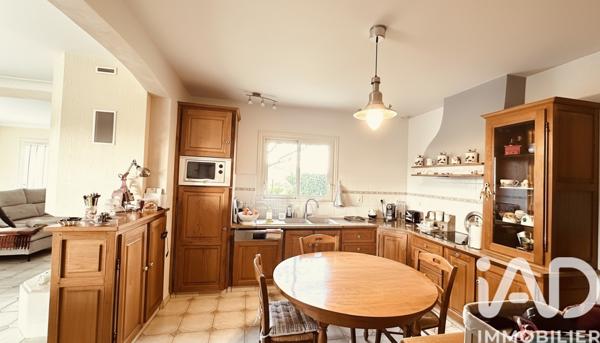 Maison à vendre 4 pièces 137 m² Saint-Armou