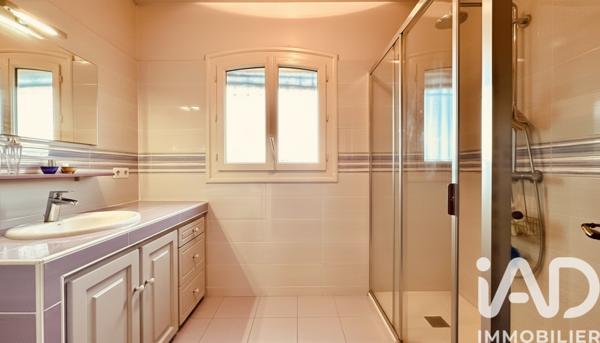 Maison à vendre 4 pièces 137 m² Saint-Armou