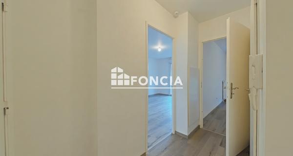 Location Appartement 2 pièces 42.2 m² - Livry-gargan 93190