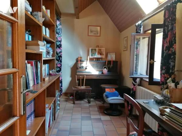 PAVILLON SUR SOUS SOL