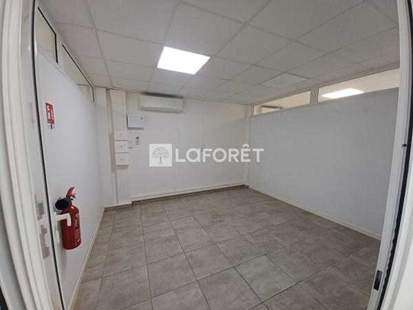 Location bureau Cayenne - 3 pièce(s) - 105 m² - 2 101 €/mois