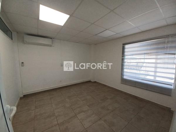 Location bureau Cayenne - 3 pièce(s) - 105 m² - 2 101 €/mois
