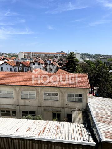 Appartement meublé proche commodités et RER